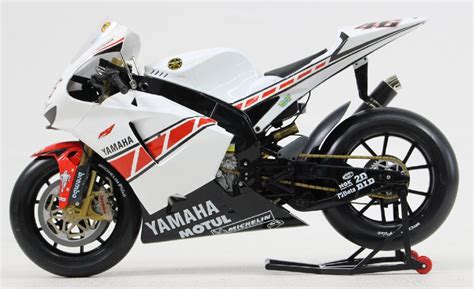 Yahoo Yamaha Yzr M Valencia Guiloy