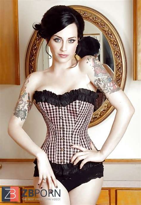 MoRe Inked Dame Hotness BD ZB Porn