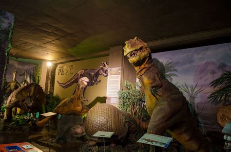 Планета динозавров