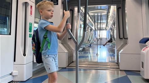 Milan Prezentuje Dubai Metro Metro W Dubaju YouTube