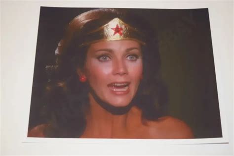 Lynda Carter Wonder Woman Pinup X Glossy Photo Busty Sexy Cleavage