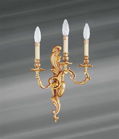 Lucien Gau Applique en bronze massif Louis XV à trois lumières 15413