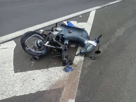 G1 Motociclista Morre Após Ser Atingido Por Carro Em Rodovia De Bauru