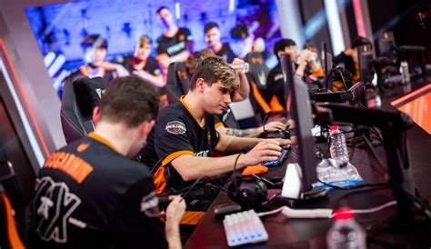 Un Equipo De La Lck Se Al A Con Fnatic Para Que Gane El Msi