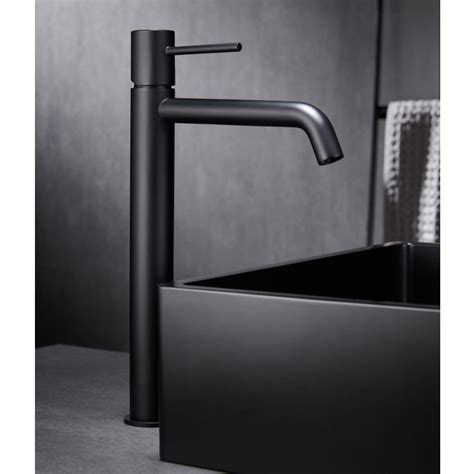 Grifo para lavabo MONZA de caño alto negro mate marca IMEX