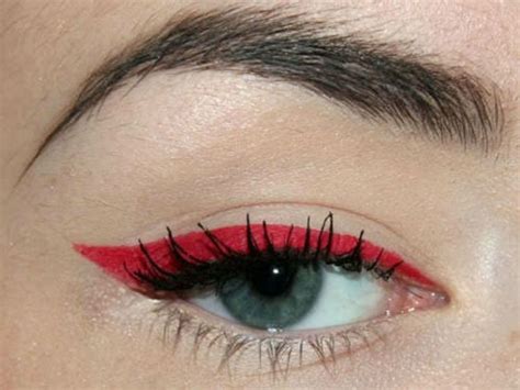 Beauty Red Eye Makeup