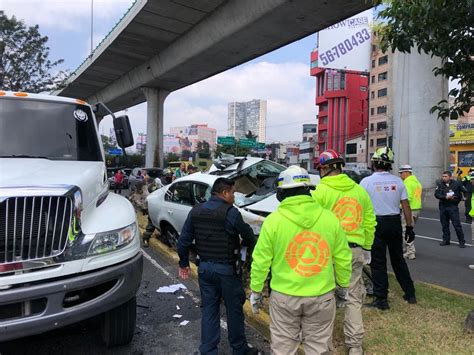 Choque y volcadura en Periférico deja dos personas lesionadas Todo