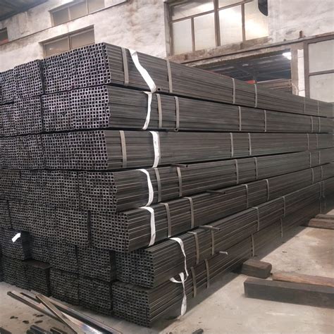 Q ASTM A Hr Steel Tube Welded Carbon Pipe Hot Rolled Steel Square Rectangular Pipe China