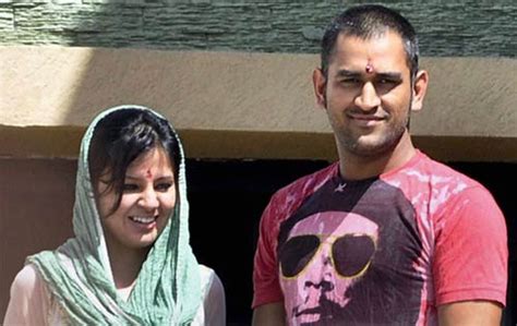 Dhoni Sakshi Singh Rawat Marriage Photos