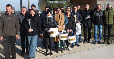 Ch Tillon Sur Seine Concours De Jugement Danimaux Par Les Jeunes