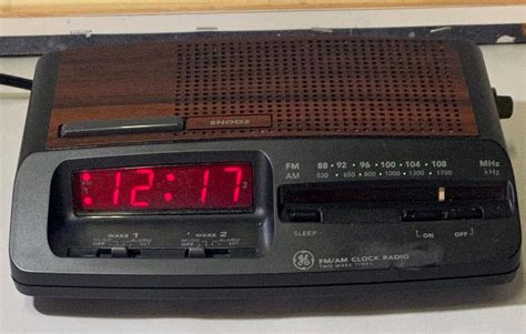 Vintage Retro Ge Digital Alarm Clock Radio Model 7 4621a Am Fm Etsy