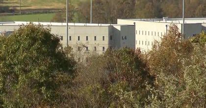 "Misery Mountain": Violence plagued West Virginia prison before Whitey ...