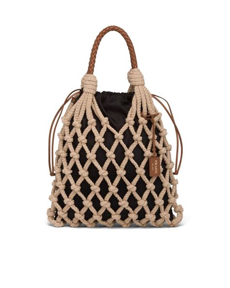 На авось! 13 плетеных сумок-авосек: от люксовых до бюджетных | バッグ, レース ...