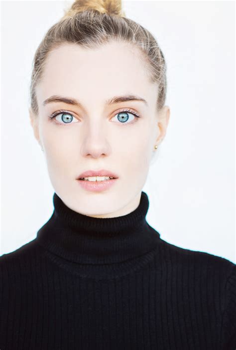 Hot Sexy Anja Savcic Bikini Pics