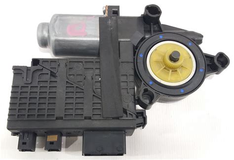 Motor Vidro El Trico Porta Dianteira Direito Citroen C Picasso Ano