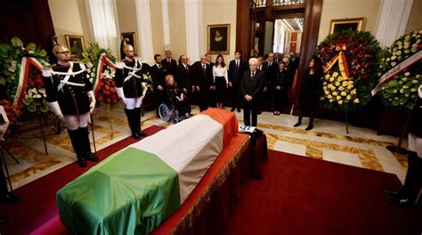 Il Funerale Laico Di Giorgio Napolitano La Giornata Per Immagini Il