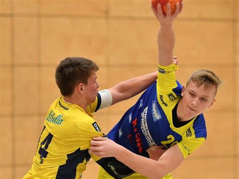 B Jugend Der Sg Pforzheim Schl Gt Den Oberliga Tabellenf Hrer Sport