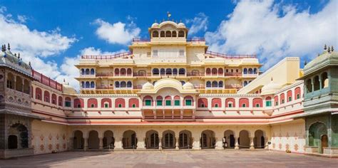explore top  unknown facts  city palace jaipur