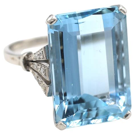 Tiffany And Co Retro 1940s 20 Carat Aquamarine Gold Cocktail Ring At