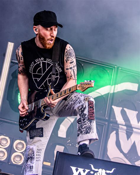 While She Sleeps – While She Sleeps. (19/22) – Die britische Metalcore ...