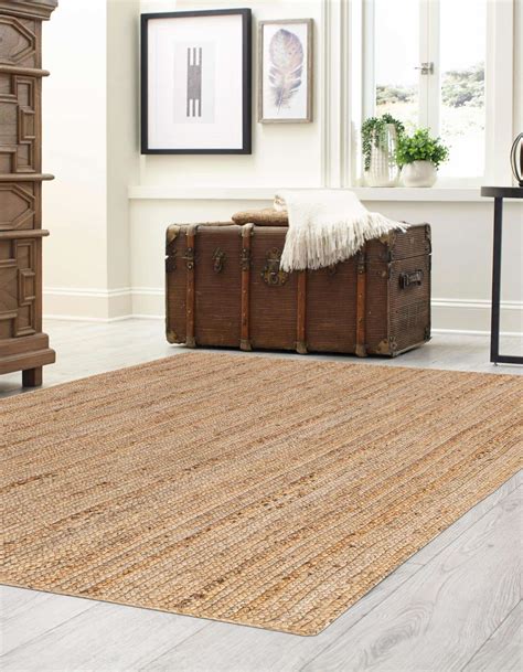 Natural 7 X 10 Braided Jute Rug