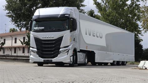 Iveco S Way 490 Il Supertest Di Vado E Torno