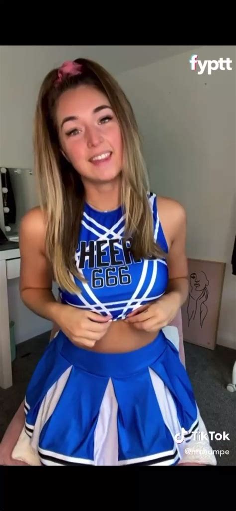 Fyptt To On Twitter Cute Tiktok Ends Up With This Cheerleader Getting