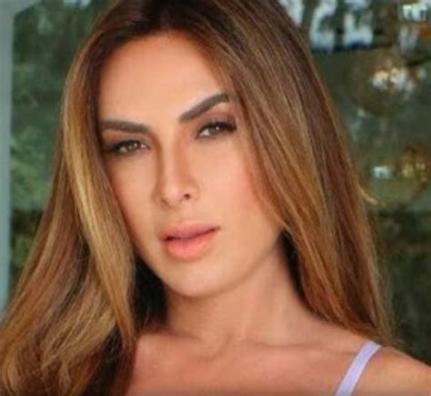 Nicole Bahls Revela Que Rainha Dos Baixinhos E Marlene Se Amam PaiPee