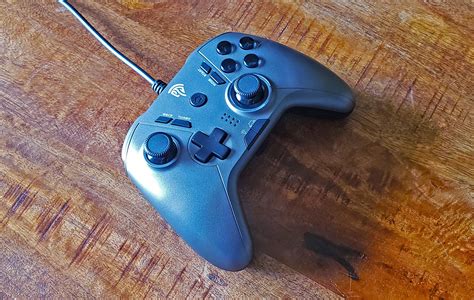 EasySMX SL 9111 Wired Gaming Controller Review Some Premium Features