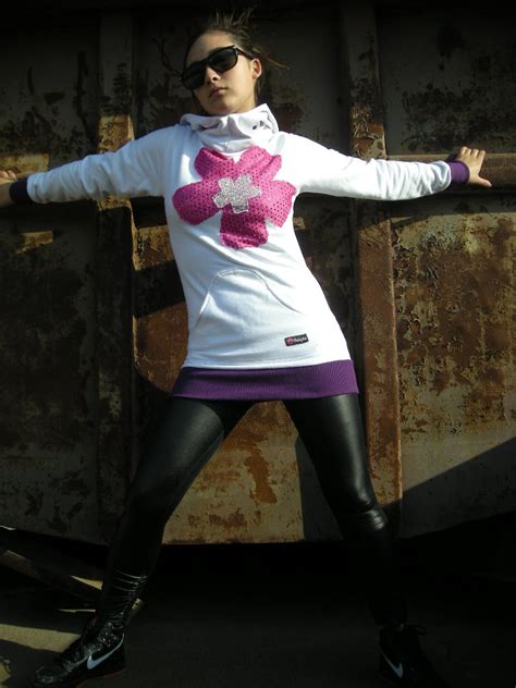 Amateur Girls Shiny Leggins Noch Ein Kleiner Mix