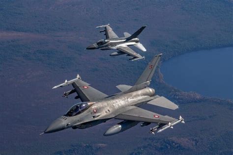 La Fuerza Aérea Argentina finalizó la inspección de los cazas F 16 en