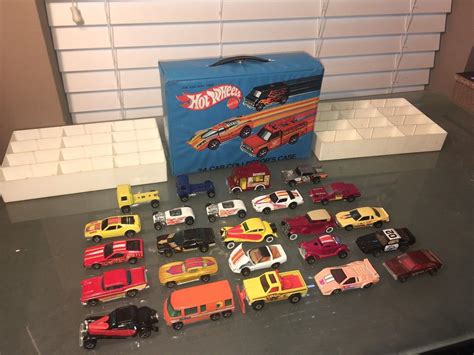 Vintage 1975 Hot Wheels 24 Collectors Case Diecast Cars 1970 S Blackwalls Lot 1921809446