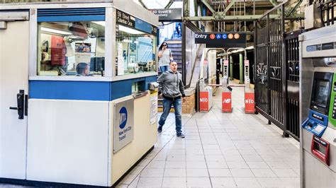 Nyc Subway Employees Will No Longer Sit Inside Glass Token Booths