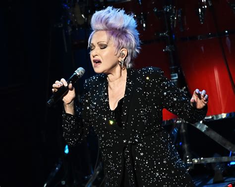 Conhe A Cyndi Lauper Cone Dos Anos Confirmada No Rock In Rio Web