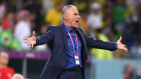 Tite Detonado Por Galv O Bueno Ap S Elimina O Do Brasil Na Copa Do Mundo