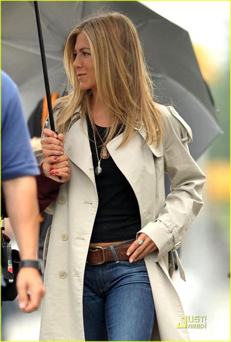 Jennifer Aniston Smiles Silly: Photo 2065481 | Jennifer Aniston Photos ...