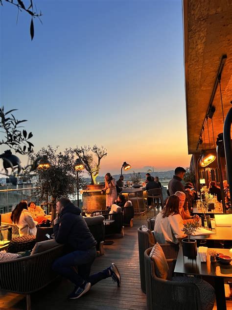 The Bank Roof Bar I GRABLOCALS