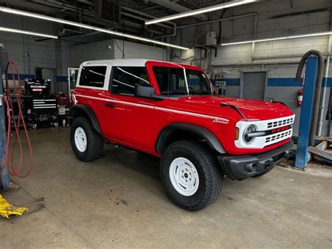 Painted 2 Door Heritage Edition Flares Bronco6G 2021 Ford Bronco