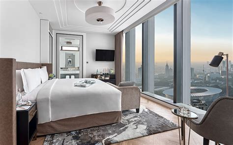 Gemar Staycation Perkenalkan Hotel Terbaru Di Jakarta The Langham