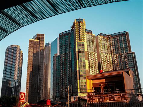 City Skyline at Dusk · Free Stock Photo