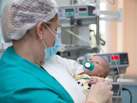 How To Become A Neonatal Nurse Learndirect