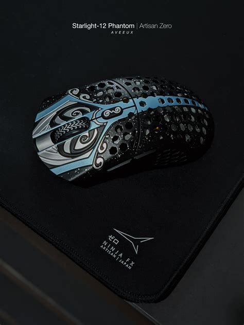 Finalmouse Starlight 12 Medium Phantom