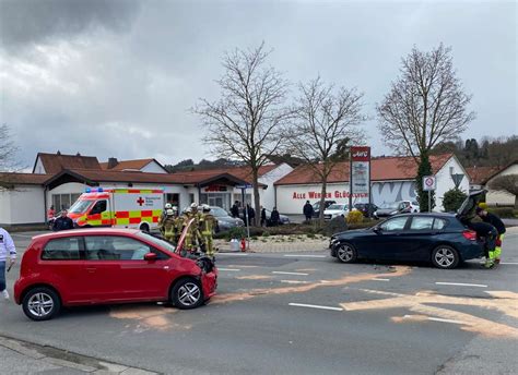 Unfall In Kronach Autos Krachen Ineinander Kronach Neue Presse Coburg