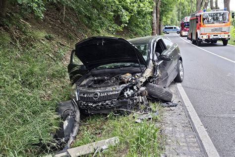 Unfall Bei Plauen Opel Und Seat Krachen Zusammen