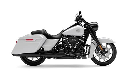 How Big Is The Harley Davidson Road King Special Motorcycle And Is It