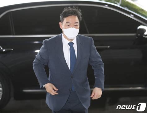 김오수 검찰총장 총리 예방위해 정부서울청사 방문 네이트 뉴스