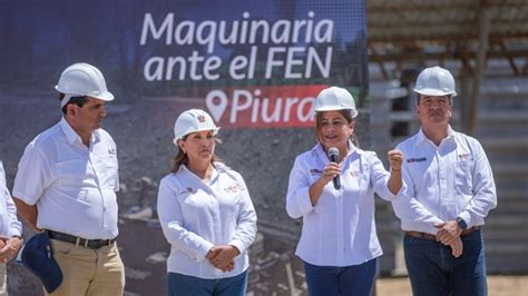 Gobierno entregó maquinarias en Piura para reforzar labores de limpieza