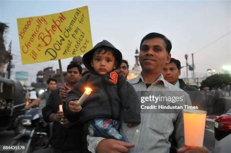 Bhopal Gas Tragedy Anniversary On Bhopal Photos And Premium High Res