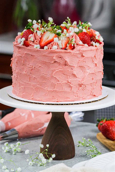 Vanilla Strawberry Cake Easy Recipe From Scratch