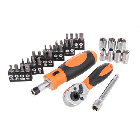 Hyper Tough 34 Piece Ratcheting Screwdriver And Socket Set